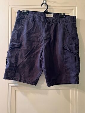 Classic Men's Cargo Shorts in Dark Navy